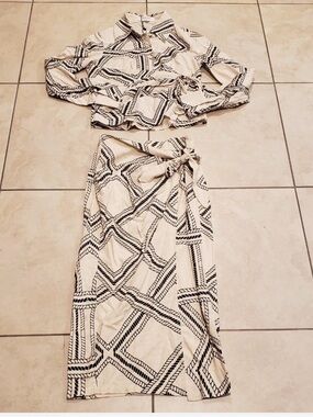 Commense abstract print wrap tie & Skirt Set